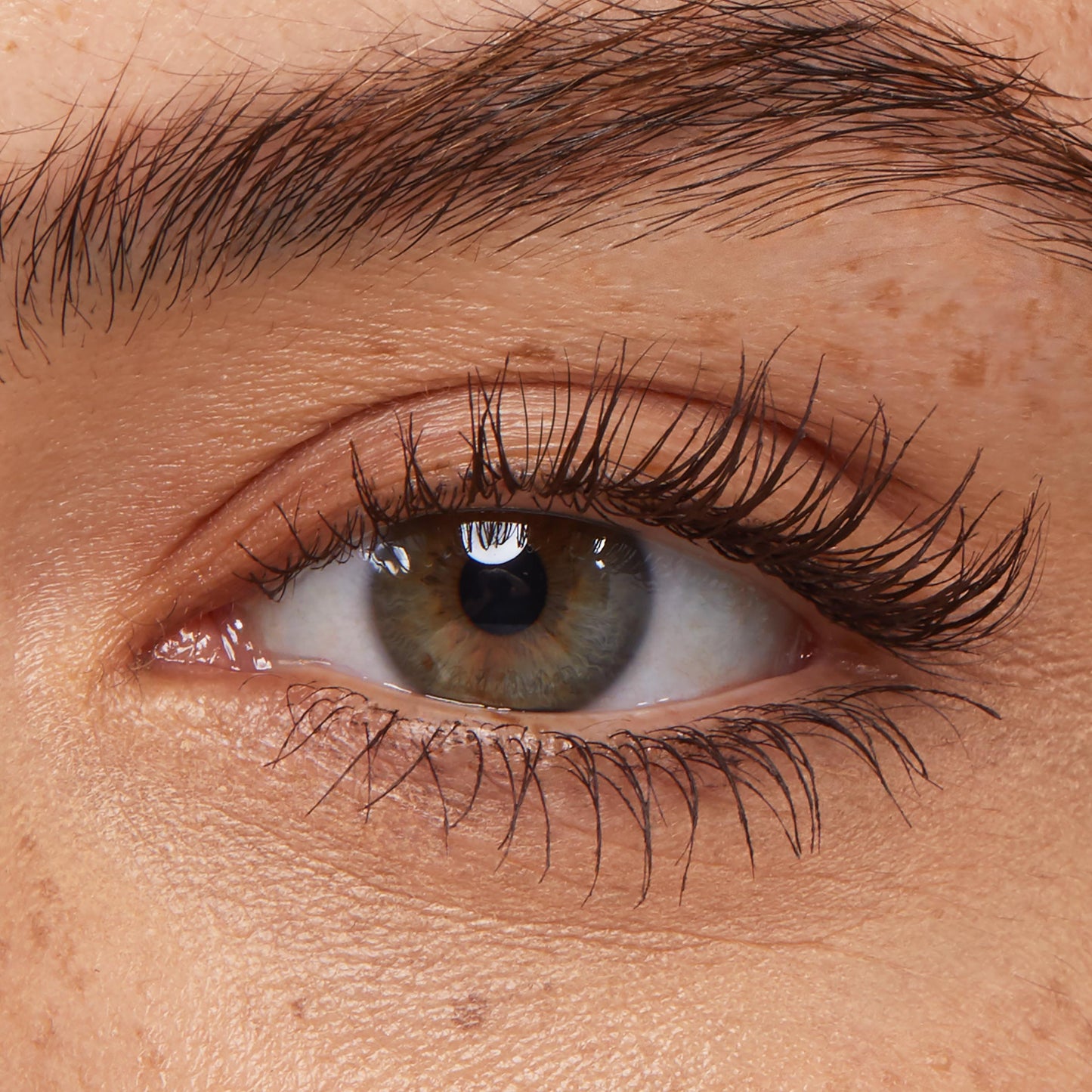 Act Natural Mascara - Image 4