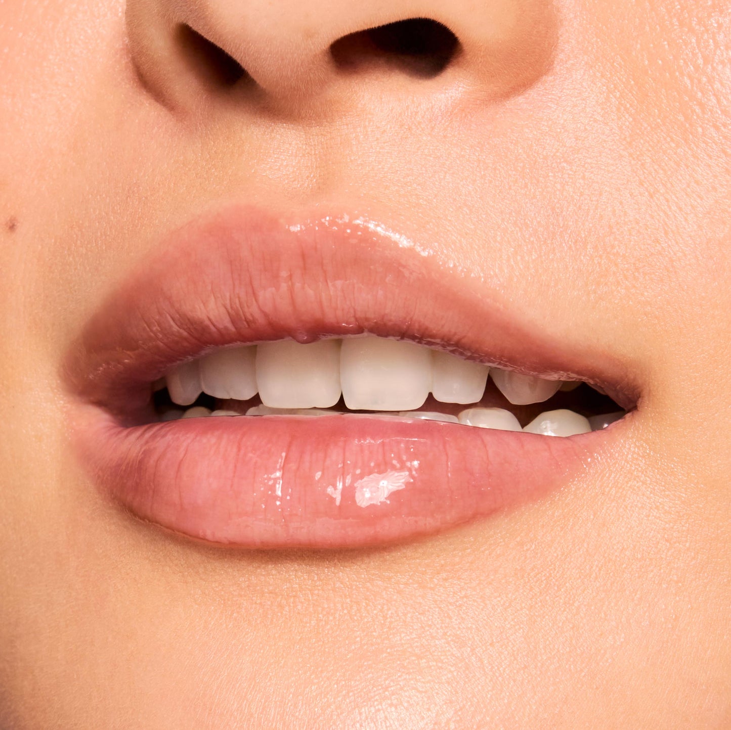 Fresh Kiss Glossy Balm - Image 4