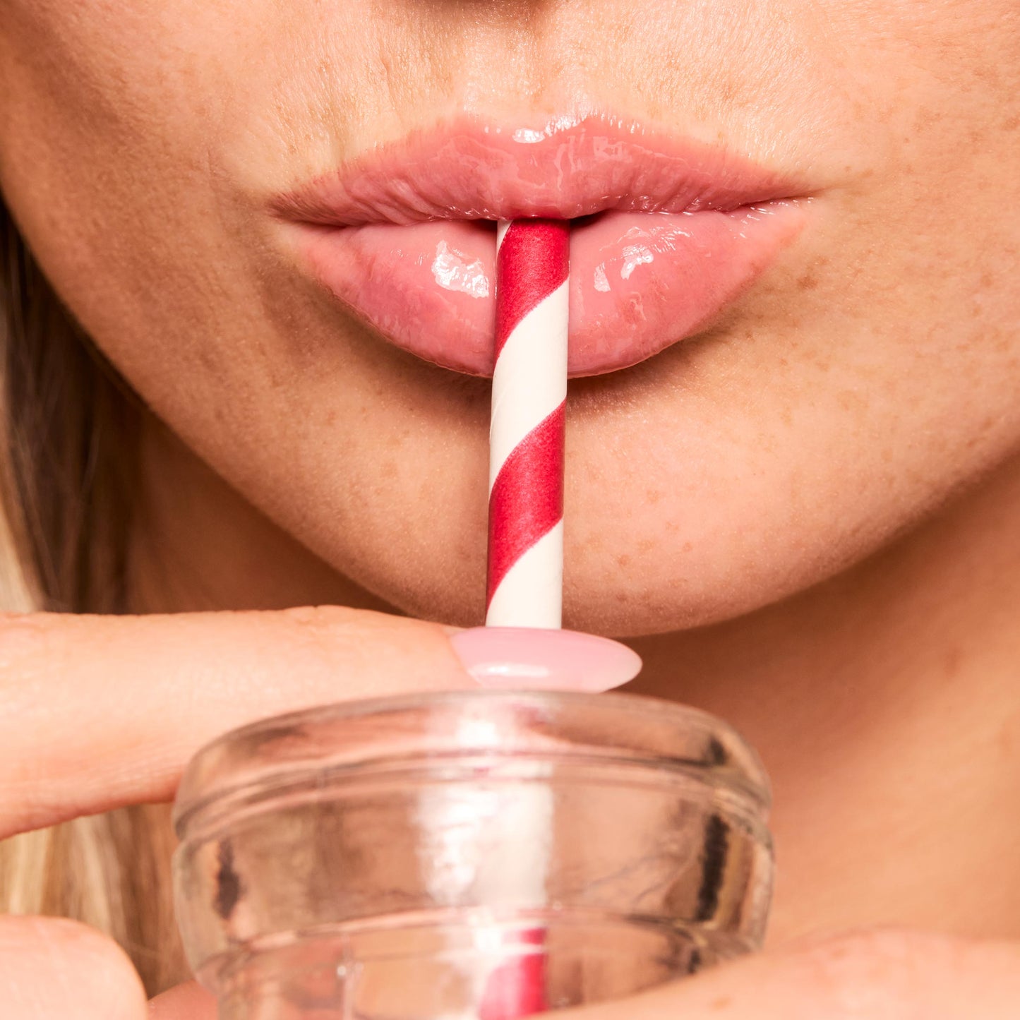 Fresh Kiss Glossy Balm - Image 2