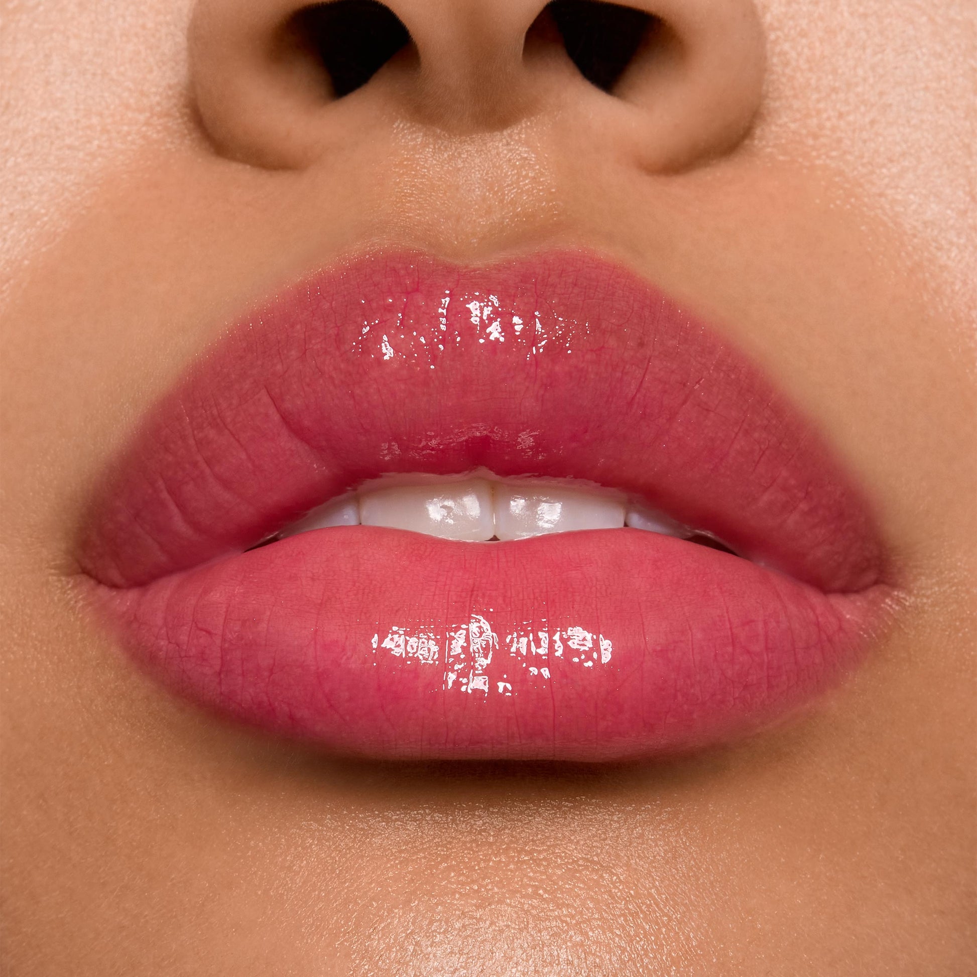 Ultra Glossy Lip - Image 4