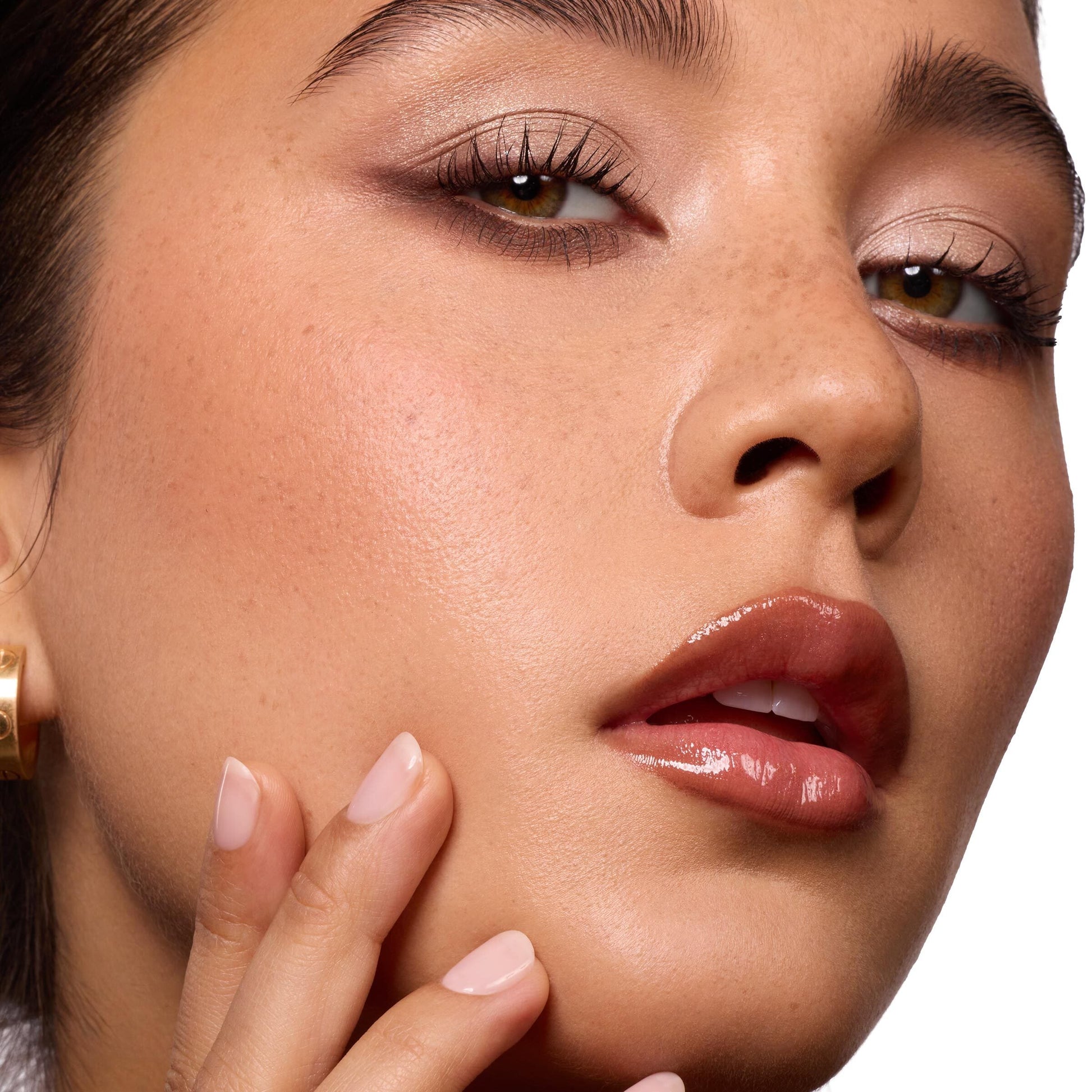 So Juicy Plumping Gloss Balm with Peptides - Image 3