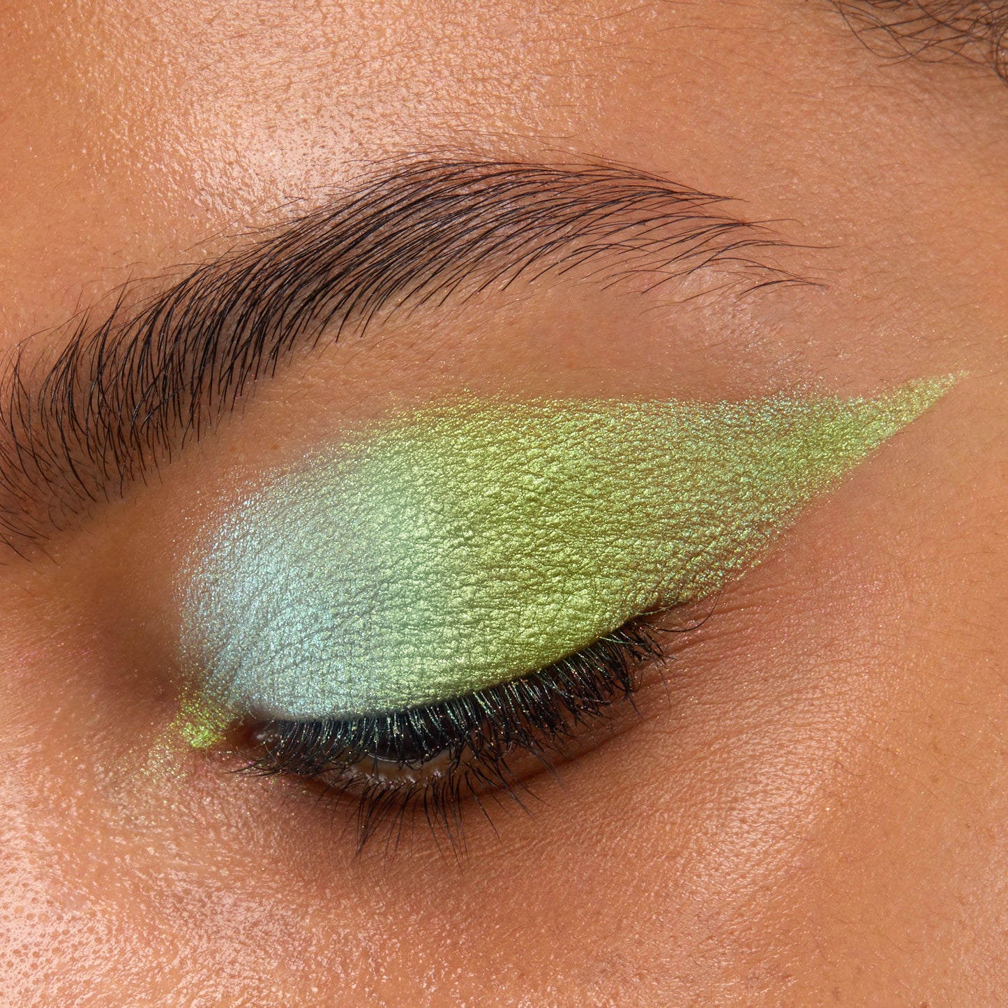 Chrome Liquid Shadow - Image 3