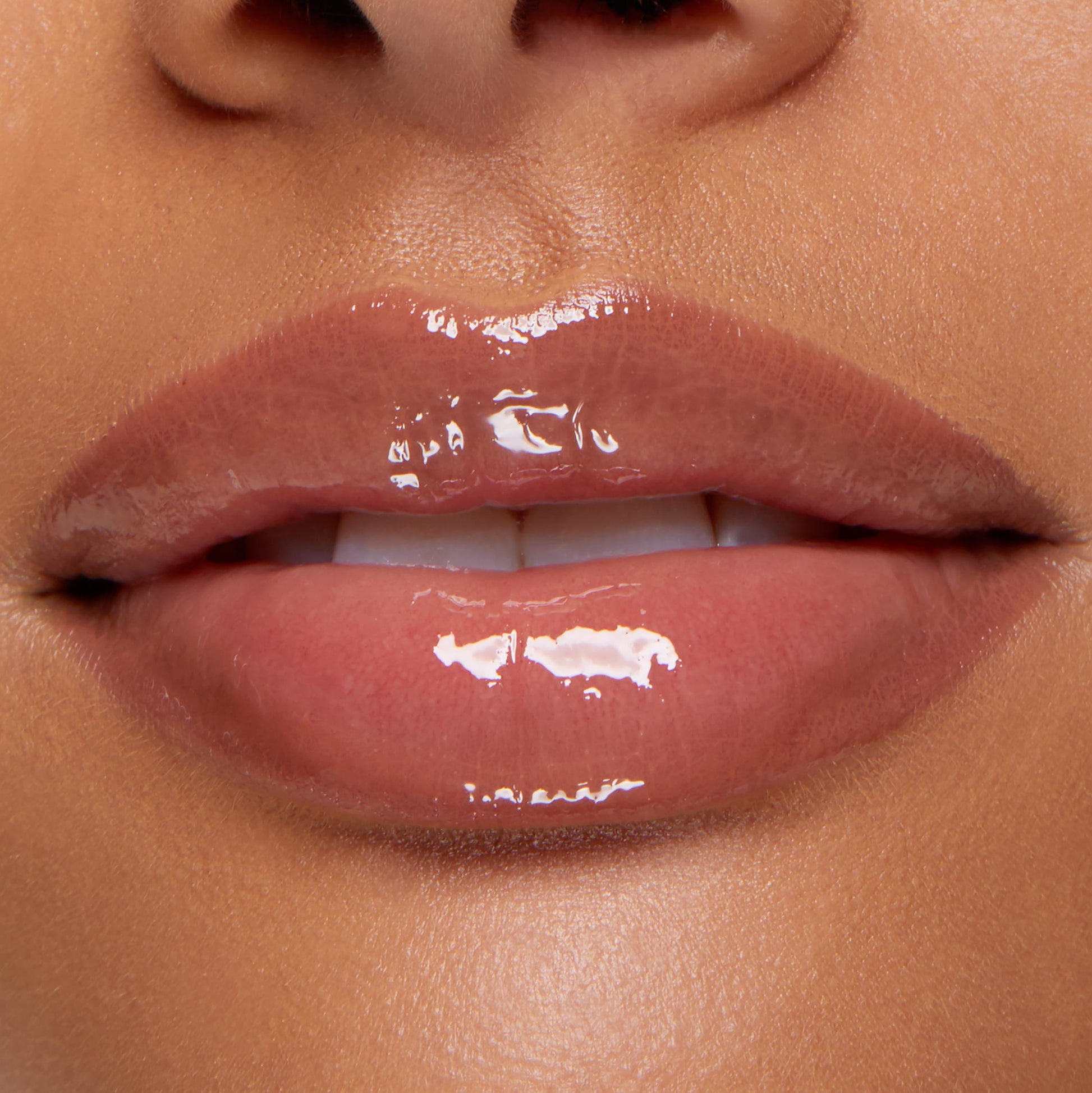 So Juicy Plumping Glossy Lip Oil & Lip Liner Kit - Image 4
