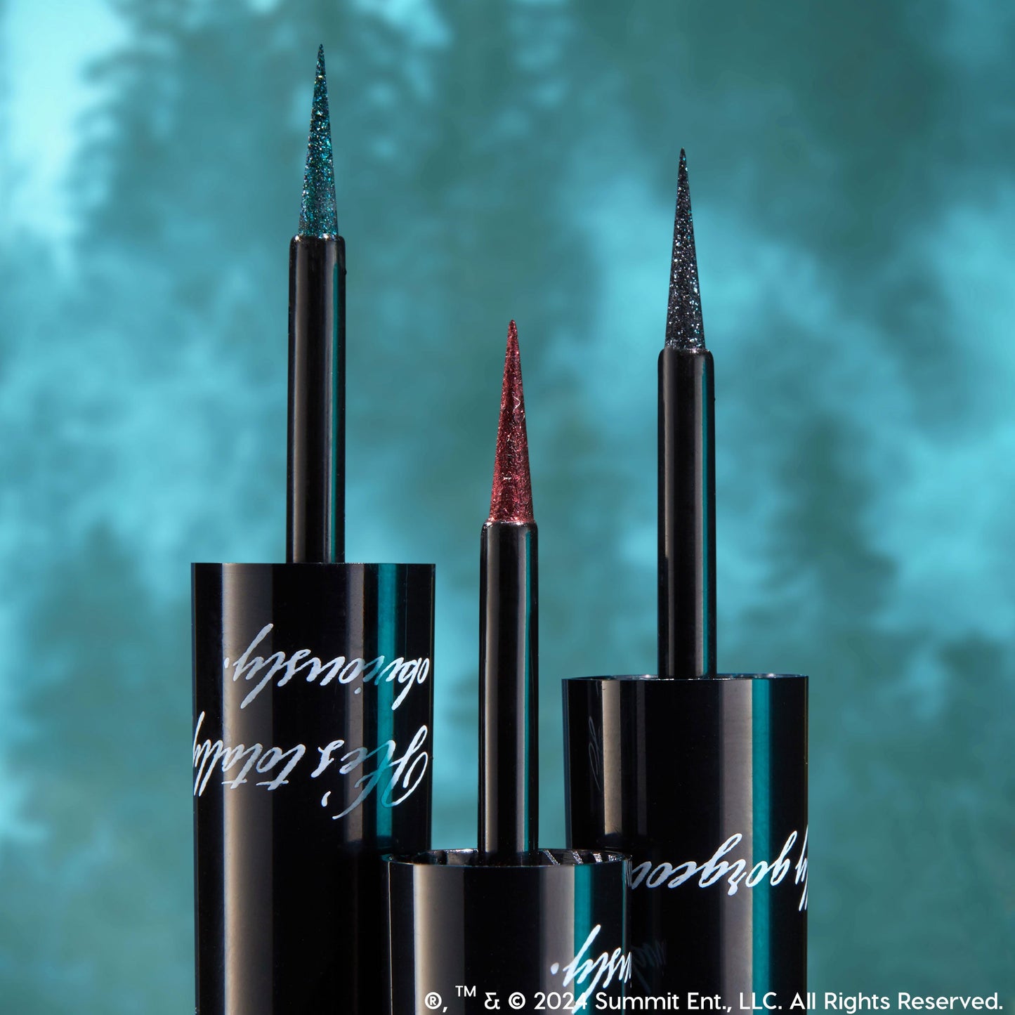 Shadow Palette & Graphix Ink Liner Set - Image 7