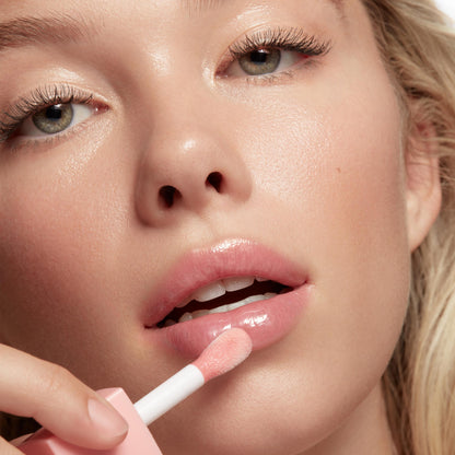 So Juicy Plumping Glossy Lip Oil - Image 4