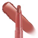 <strong class=aaaaa>With The Band</strong><br/><span class=bbbbb>Lippie Stix</span><br/><b class=ccccc>Comfy Creamy Lipstick</b>