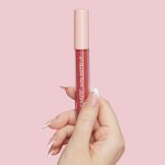 <strong class=aaaaa>Doozy</strong><br/><span class=bbbbb>Ultra Blotted Lip</span><br/><b class=ccccc>Diffused Matte Lipstick</b> - Image 3