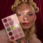 <span class=bbbbb>How the Grinch Stole Christmas</span><br/><b class=ccccc>Eyeshadow Palette</b> - Image 2