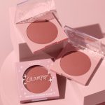 <strong class=aaaaa>Just Cruisin'</strong><br/><span class=bbbbb>Pressed Powder Blush</span><br/><b class=ccccc>Silky Powder Blush</b>
