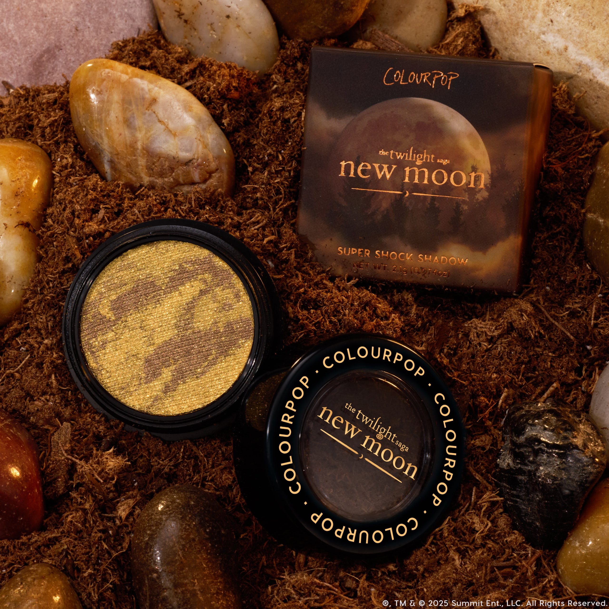 SSShadowWeWontBiteStylizedtopDownForest_Retouched <strong class=aaaaa>We Won't Bite</strong><br/><span class=bbbbb>New Moon Super Shock Shadow</span><br/><b class=ccccc>Crème-to-Powder Eyeshadow</b> - Image 1