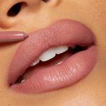<strong class=aaaaa>Westwood</strong><br/><span class=bbbbb>So Juicy Plumping Lip Liner</span><br/><b class=ccccc>Lip Liner with Peptides</b> - Image 2