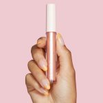 <strong class=aaaaa>Sugar Cookie</strong><br/><span class=bbbbb>Ultra Glossy Lip</span><br/><b class=ccccc>Hydrating Lip Gloss</b> - Image 4