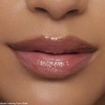 <strong class=aaaaa>Flynn Rider</strong><br/><span class=bbbbb>Tangled Ultra Glossy Lip</span><br/><b class=ccccc>Hydrating Lip Gloss</b> - Image 3