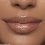 <strong class=aaaaa>Pascal</strong><br/><span class=bbbbb>Tangled Ultra Glossy Lip</span><br/><b class=ccccc>Hydrating Lip Gloss</b> - Image 4