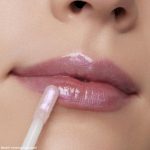 <strong class=aaaaa>Rapunzel</strong><br/><span class=bbbbb>Tangled Ultra Glossy Lip</span><br/><b class=ccccc>Hydrating Lip Gloss</b> - Image 3