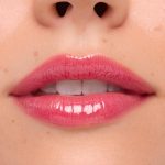 <strong class=aaaaa>Surfer Vibes</strong><br/><span class=bbbbb>Disney Lilo & Stitch Ultra Glossy Lip</span><br/><b class=ccccc>Hydrating Lip Gloss</b> - Image 3